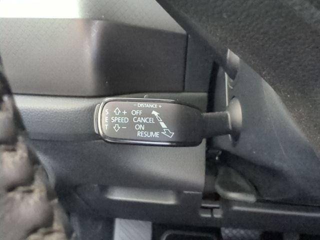 Fahrzeugabbildung SKODA Kodiaq 2.0 TDI DSG Clever AHK FRONTSCHEIBENHZG M
