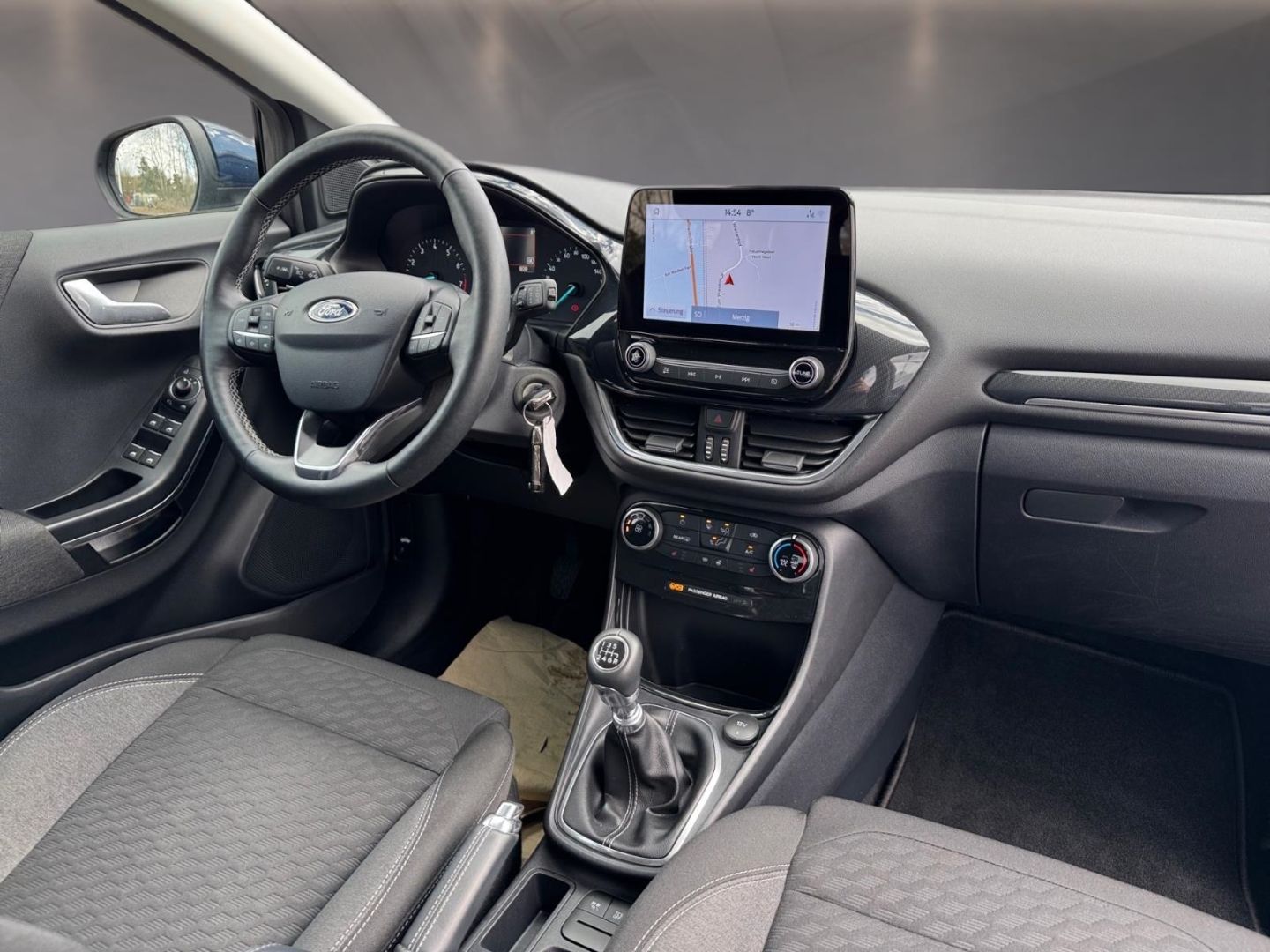 Fahrzeugabbildung Ford Puma Titanium, Winterpaket, schwarze Alus,Navi,N
