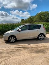 Renault Scenic Dynamique dCi 110 FAP EDC eco2 Dynamique - Renault Scenic aus 2011: Dynamique