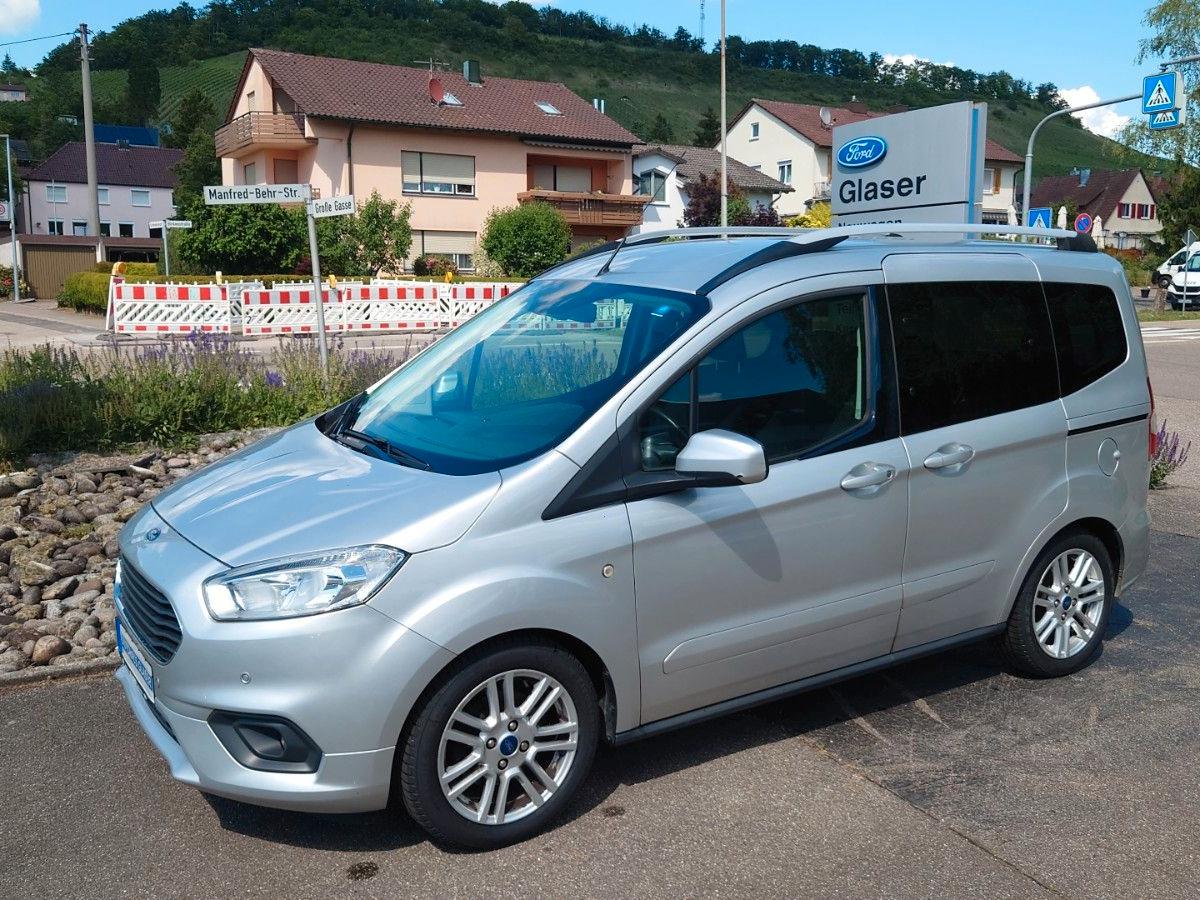 Ford Tourneo Courier Titanium
