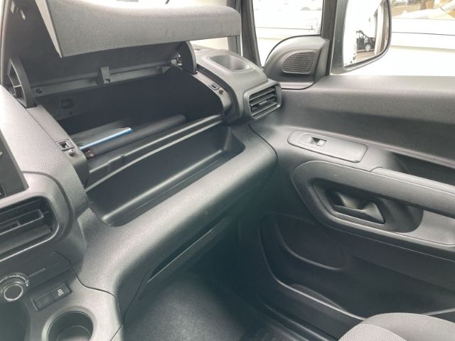 Fahrzeugabbildung Citroën Berlingo 1.5 BlueHDI 100 Club M. L1 Klimaanlage