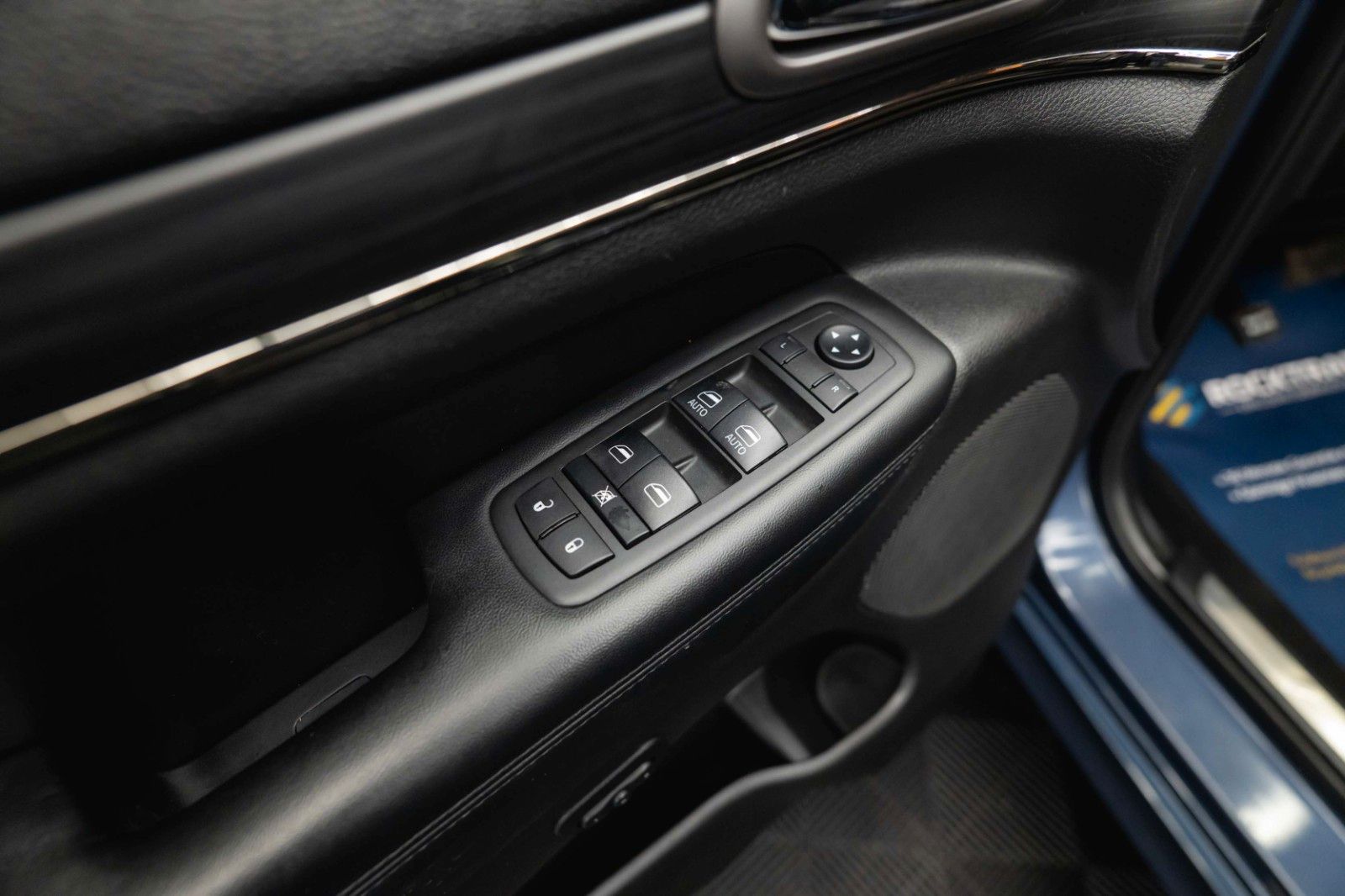 Fahrzeugabbildung Jeep Grand Cherokee 3.6 4x4 LIMITED X *Pano*LED*19%*