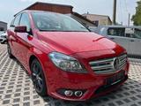 Mercedes-Benz B 180 Automatik*Ahk*Standhzg*Temp*Navi* - Mercedes-Benz B-Klasse Gebrauchtwagen in Dresden