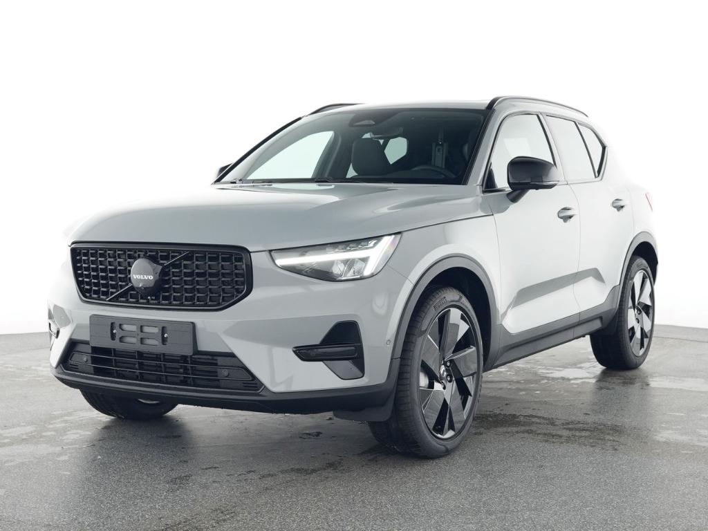 Volvo XC40 B3 Plus Black Edition PANO*360*Sthzg*ACC*Me