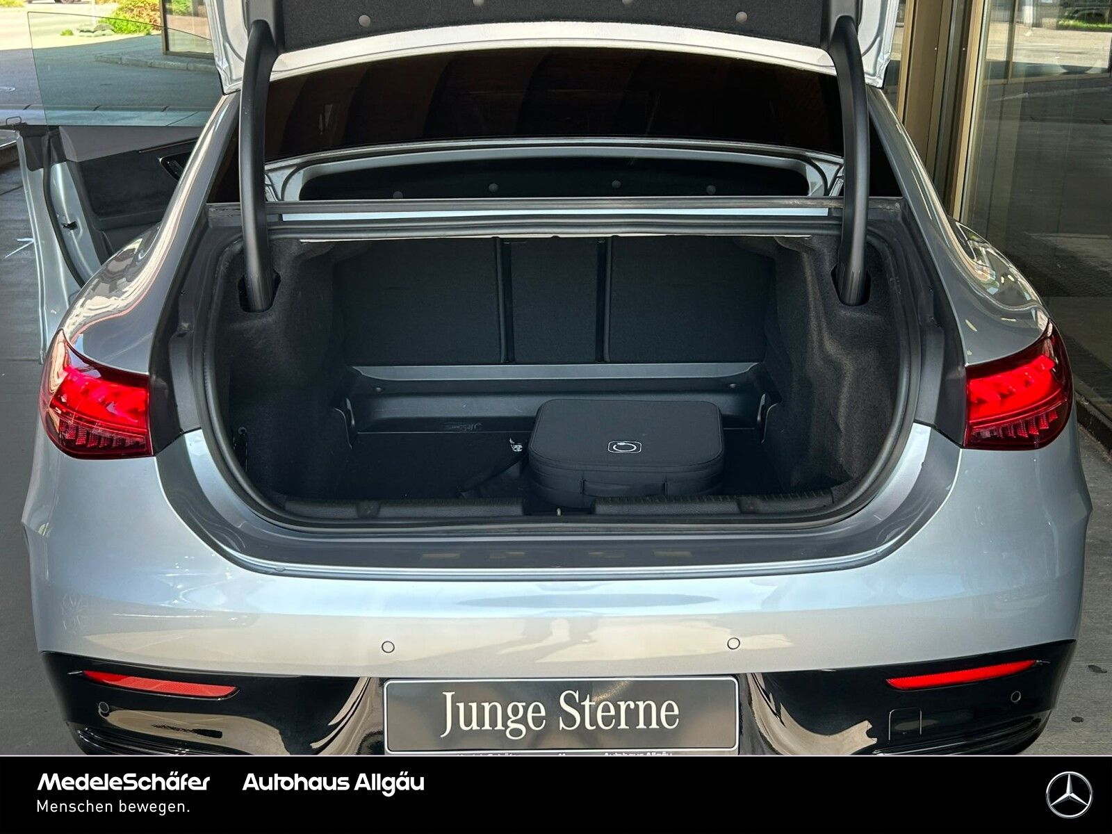 Mercedes-Benz EQE 300 AMG Night 21" D-Light AIRMATIC PanoSD foto 21