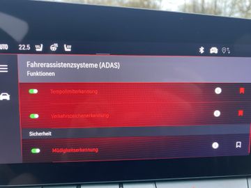 Bild 19 Opel Astra GS ST AT/SHZ+LHZ/PDC vo+hi+360Cam