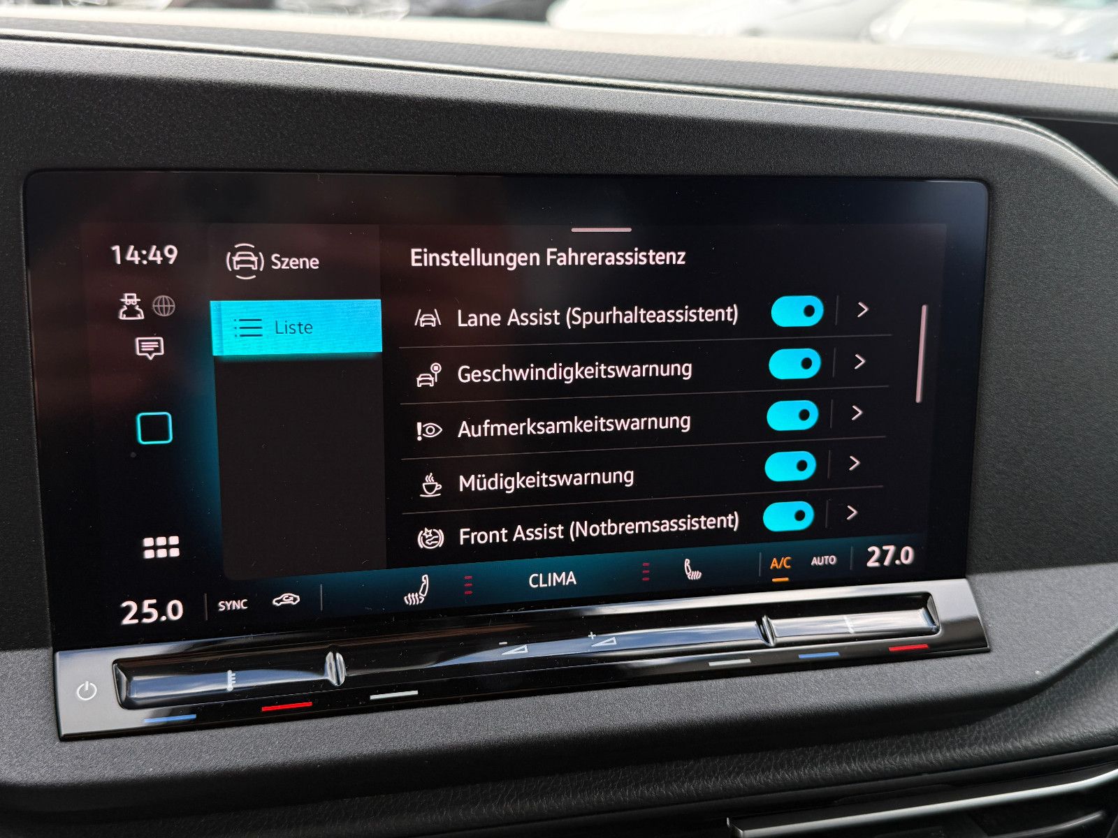 Fahrzeugabbildung Volkswagen Caddy Life Maxi TSI DSG ACC AHK LED Kamera Sthz