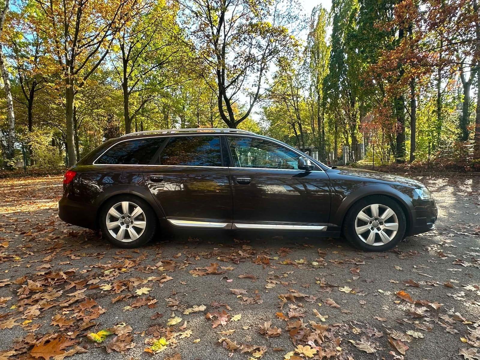 Audi A6 ALLROAD 2010 — rear view
