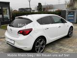 Opel Astra J Lim. 5-Tg. Innov. 2.0 CDTI *Navi*Xenon* - Opel Astra mit Diesel-Antrieb: 2.0