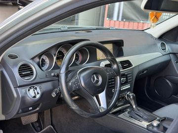 Mercedes C 220 - 5