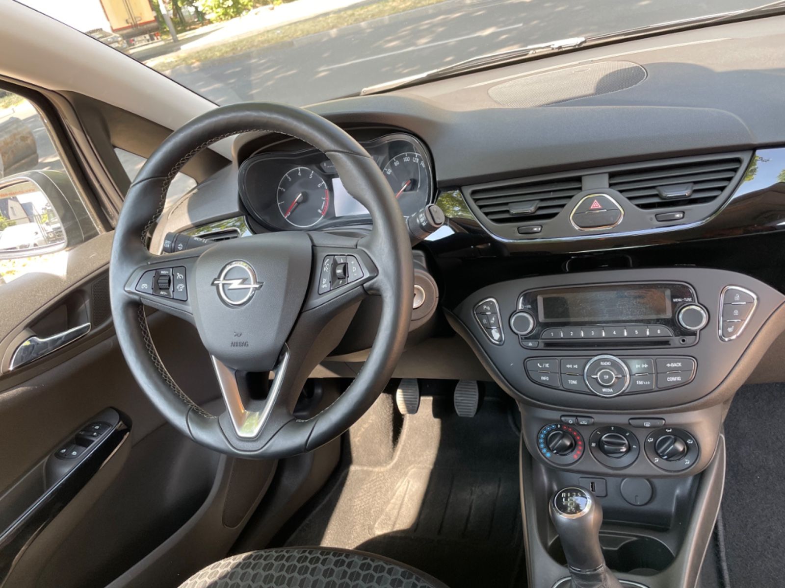 Fahrzeugabbildung Opel Corsa 1.2 E Edition*Bluetooth*Klima*SHZ*Tempomat