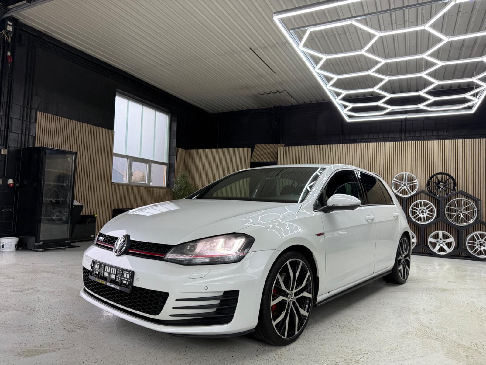 Volkswagen Golf VII Lim. GTI BMT *8-Fach*Tüv Neu*