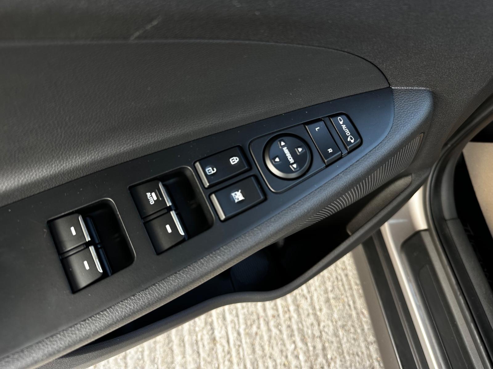 Hyundai Tucson Premium 4WD "LEDER"NAVI"SHZ"LHZ"DAB"