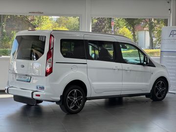 Ford Grand Tourneo - 5