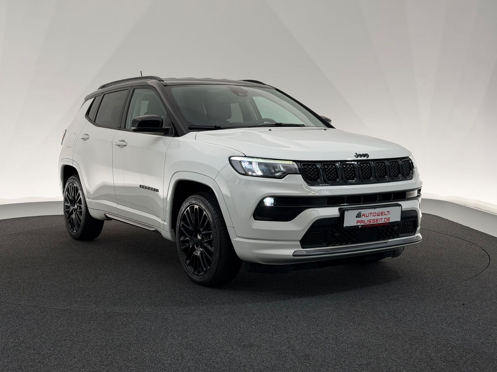 Gebrauchtwagen Jeep Compass Compass 1.5 Mild-Hybrid*RED*LED-ACC-R.KAM-KESSY in Dirlos