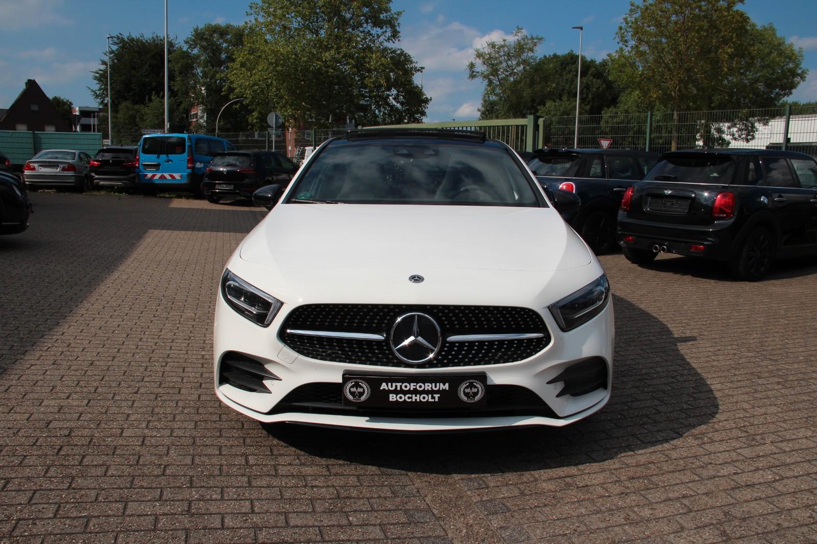 Mercedes-Benz A 180 AMG Line, MBUX, Wide, Pano, Ambi, 360, LED