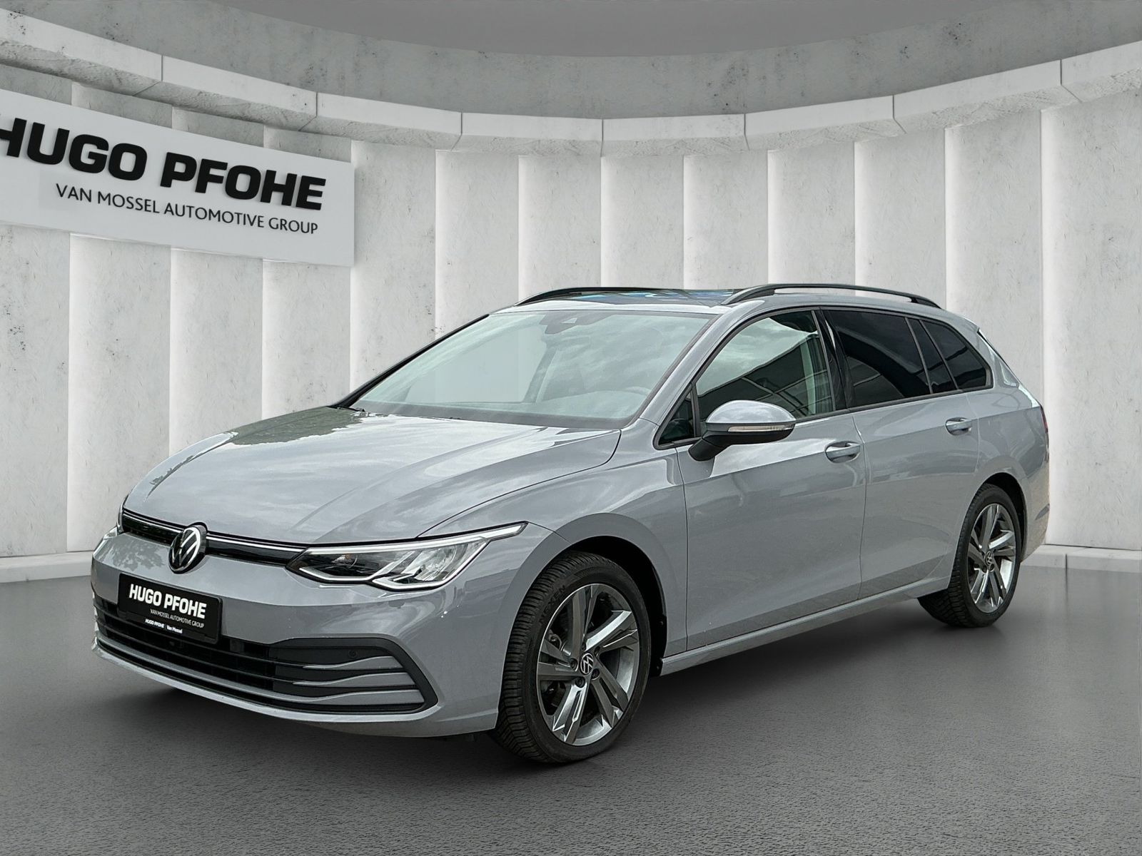 Volkswagen Golf VIII 1.0 eTSI Life OPF foto 1