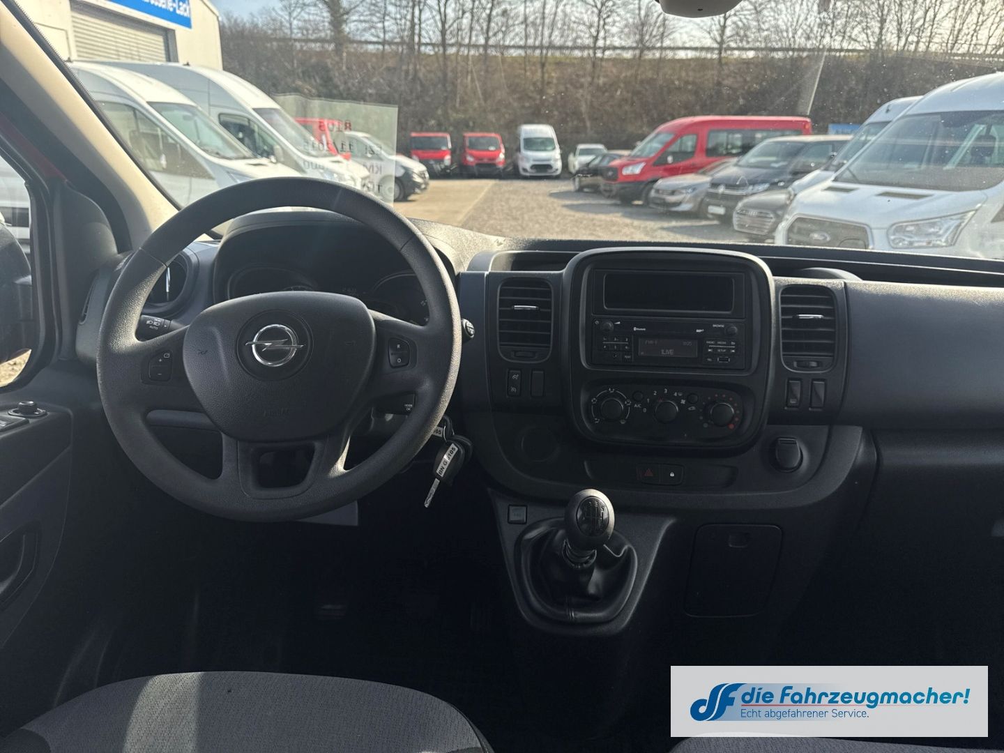 Fahrzeugabbildung Opel Vivaro B Kombi  L1H1 2,7t 1.6 CDTI *G8105 KLIMA