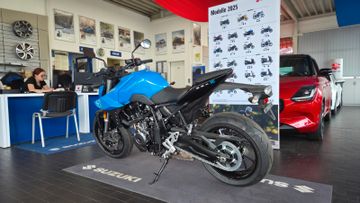 Suzuki GSX 8S 35 kw Aktion