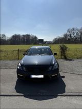 Mercedes-Benz E 63 AMG AMG - Mercedes-Benz E 63 AMG: Limousine