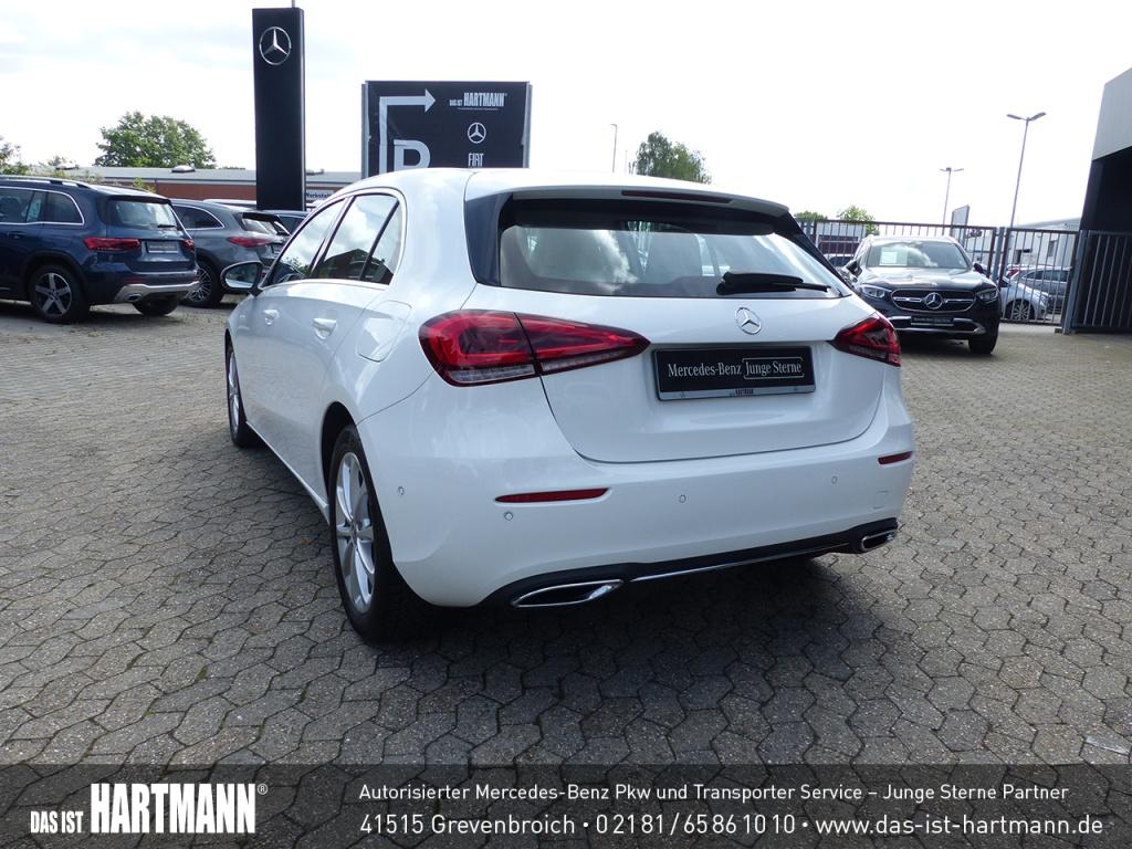 Mercedes-Benz A 200 PROGRESSIVE+MBUX+LED+NAVI+PDC+APPLECARPLAY