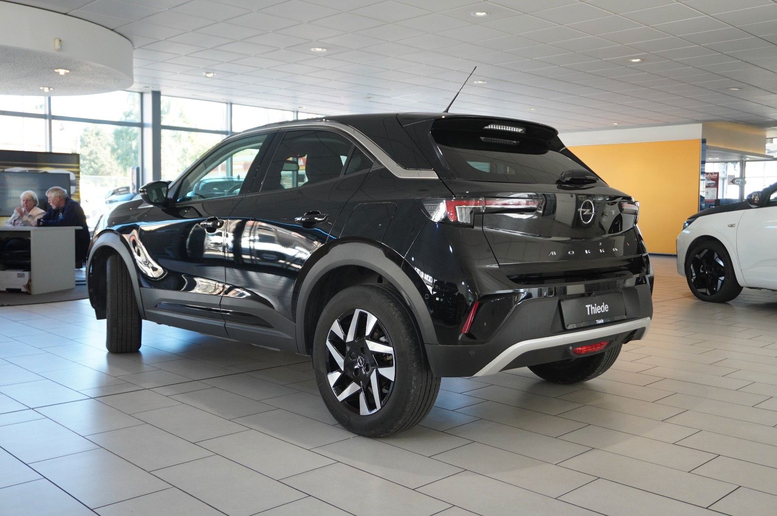 Fahrzeugabbildung Opel Mokka ELEGANCE 1.2T NAVI/LED/KAMERA/SPORT/DAB+