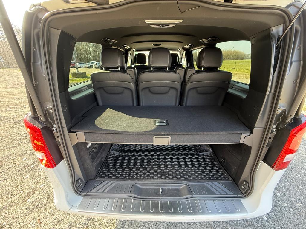 Mercedes-Benz V 250