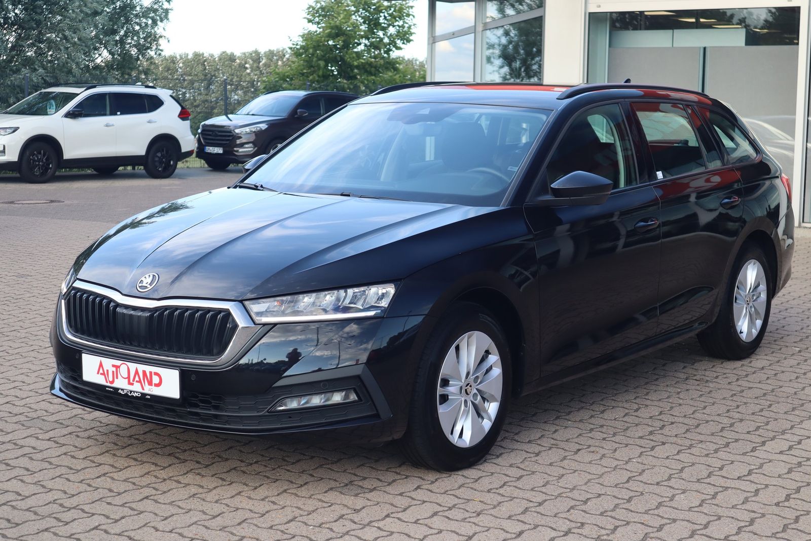 Skoda Octavia Combi 1.0 TSI Ambition LED Navi DAB PDC imagem 2
