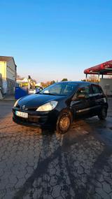 Renault Clio 3-Türer  TÜV bis 02/2027  K... - Renault Clio: Türer