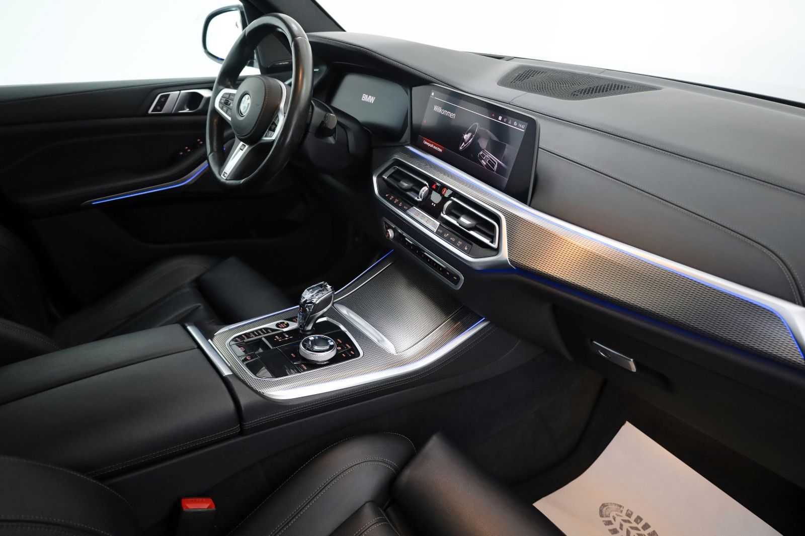 Fahrzeugabbildung BMW X5 M50d Laser,Panorama,HeadUp,Harman/K,AHK