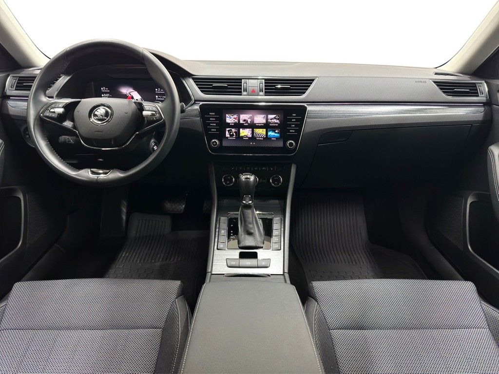 Skoda Superb - Bild 16