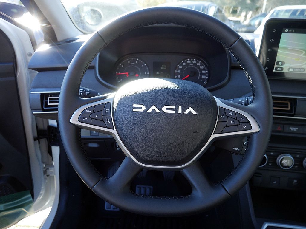 Fahrzeugabbildung Dacia Sandero Stepway Extreme TCe 110