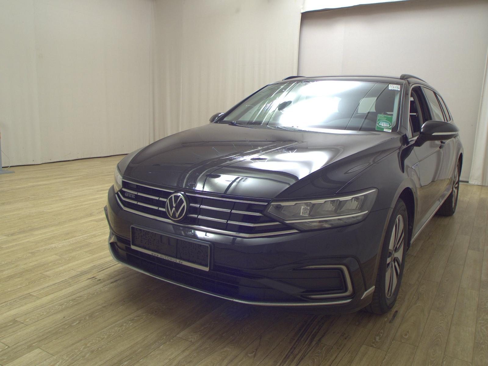 Volkswagen Passat Variant GTE 1.4 TSI Navi LED DC RFK