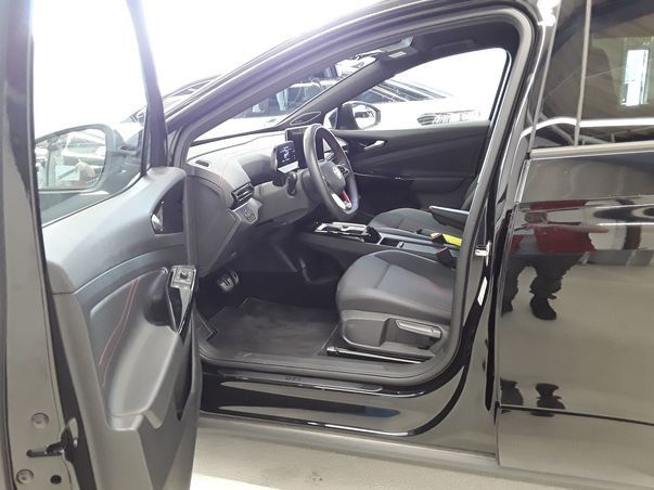 ID.4 GTX 4 MOTION IQ.LIGHT+AHK+AR HUD+PANO+NAVI+
