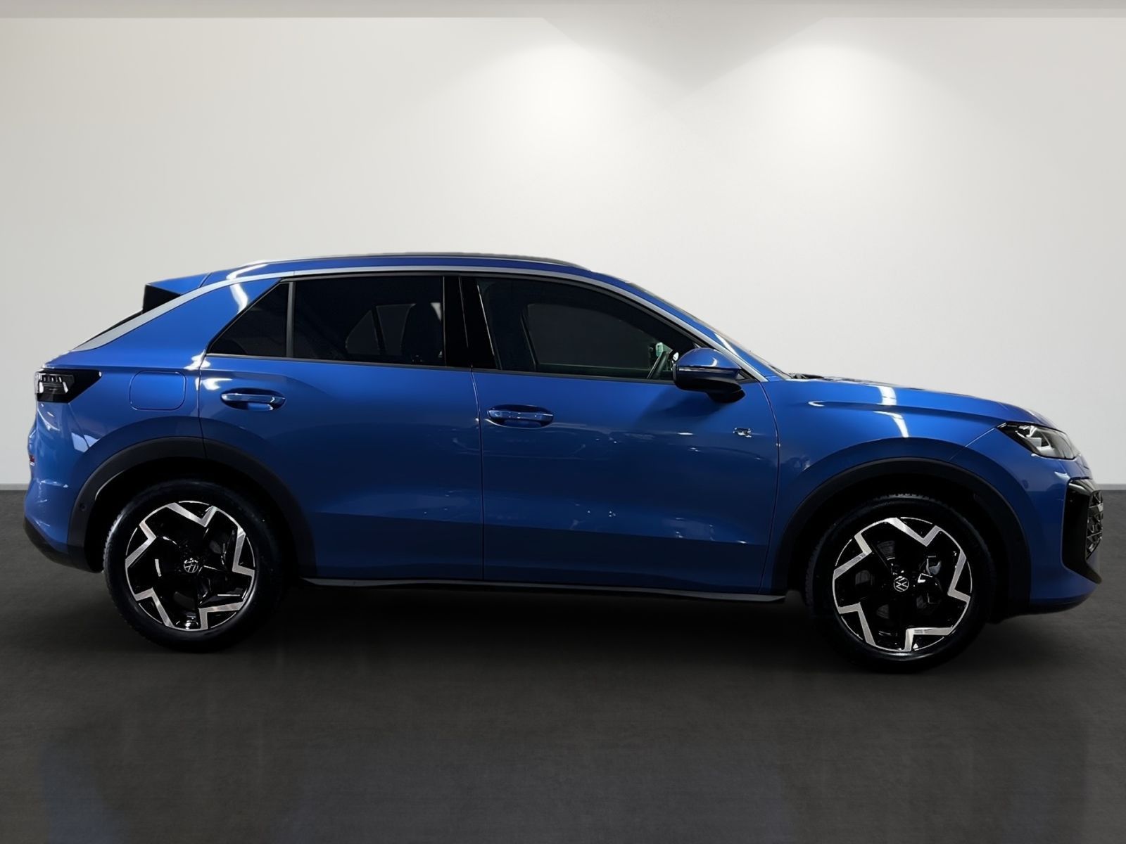 Volkswagen T-Roc R-Line 1,5 eTSI DSG Navi RFK foto 4