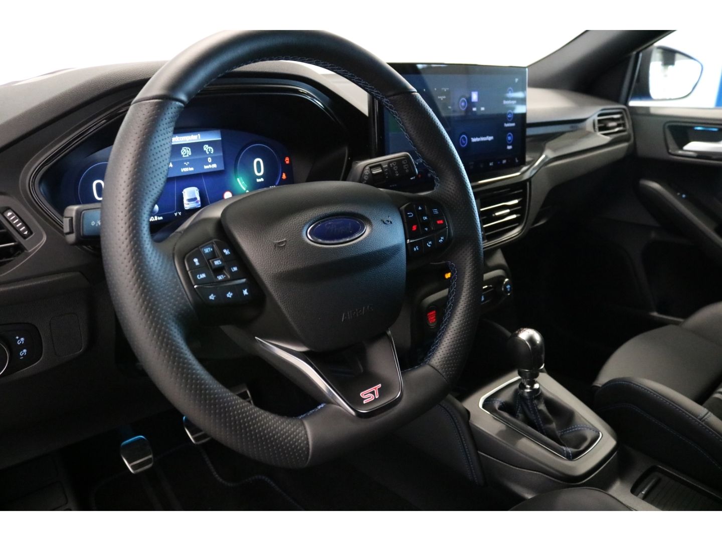 Fahrzeugabbildung Ford Focus ST X, EDITION, TRACK-PACK HUD Navi Digital