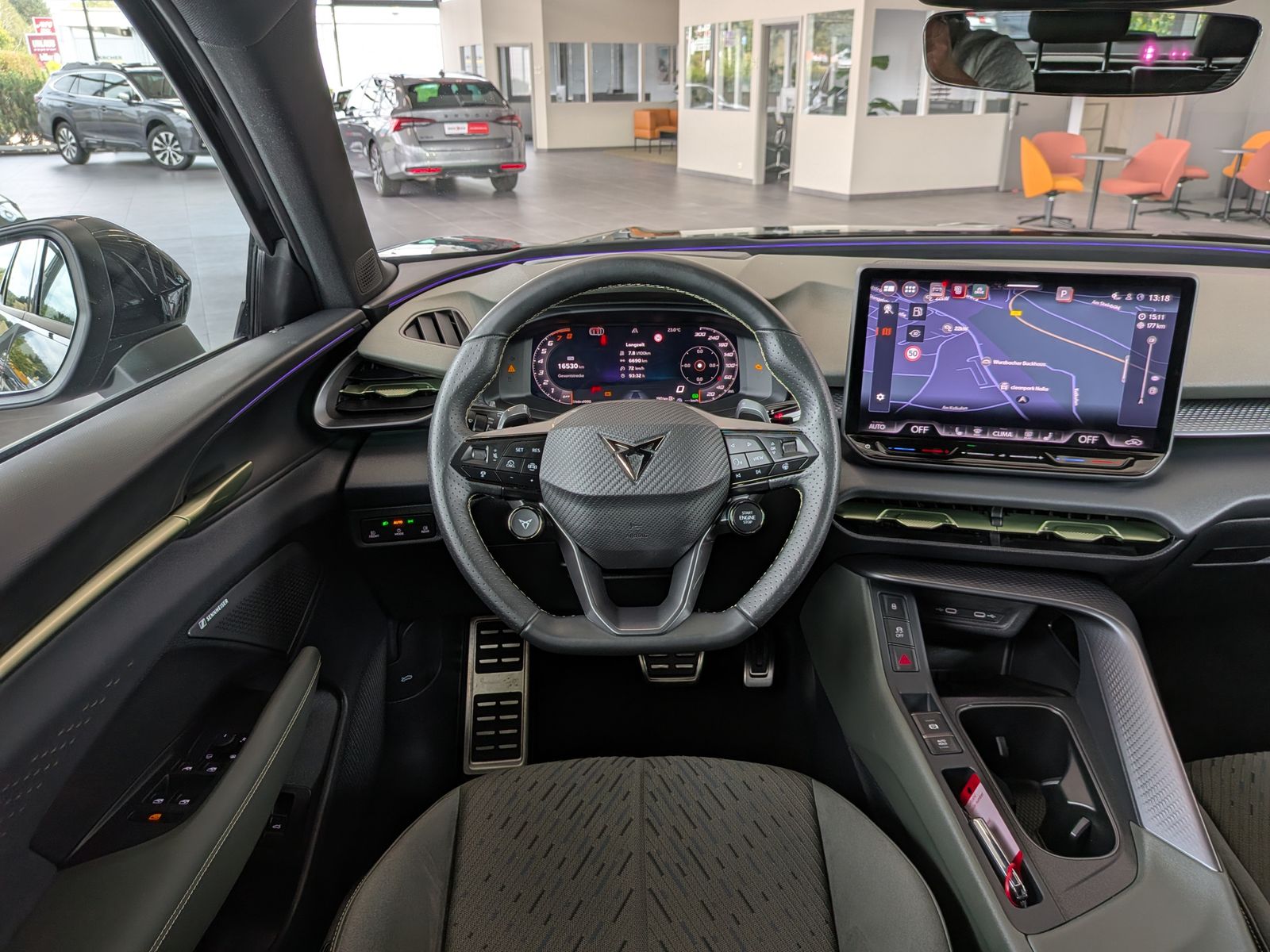 Fahrzeugabbildung CUPRA Terramar 1.5 eTSI Tribe Sennh Matrix HUD AHK 20