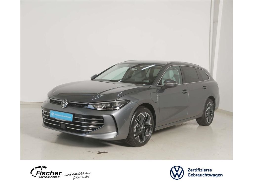 VW Passat 1.5 eHybrid Elegance DSG AHK/Leder/Matrix