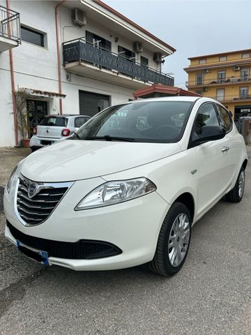 Lancia LANCIA Ypsilon 0.9 T.AIR SILVER ECOCHIC METANO 8