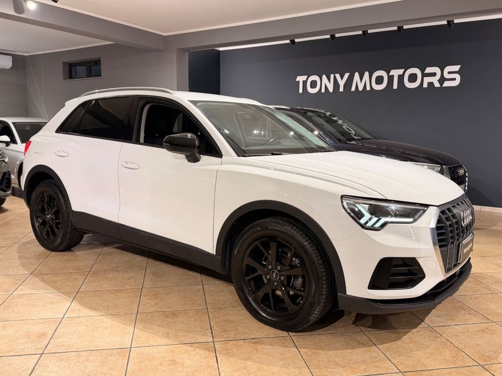 Image of Audi Q3