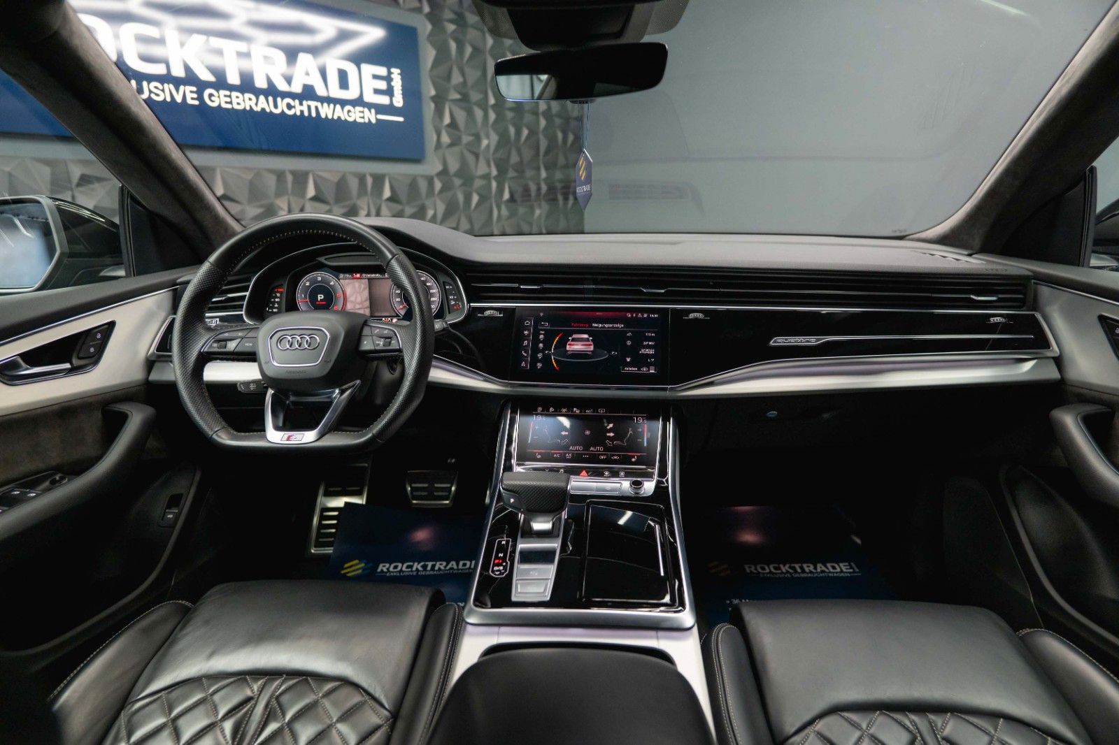 Fahrzeugabbildung Audi Q8 50 TDI quattro S-Line Black Design*ACC*22Zoll