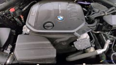 Fahrzeugabbildung BMW 320d xDrive Touring Navi LED SiHz PDC Tempo DAB