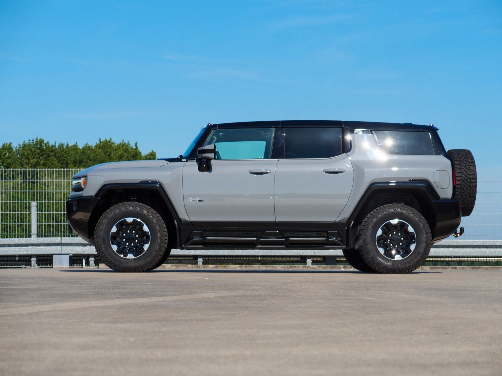 GMC HUMMER EV imagem 3