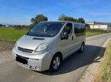 Opel Vivaro Tour ** 8 Sitzer ** TüV NEU ** - Opel Vivaro aus 2005
