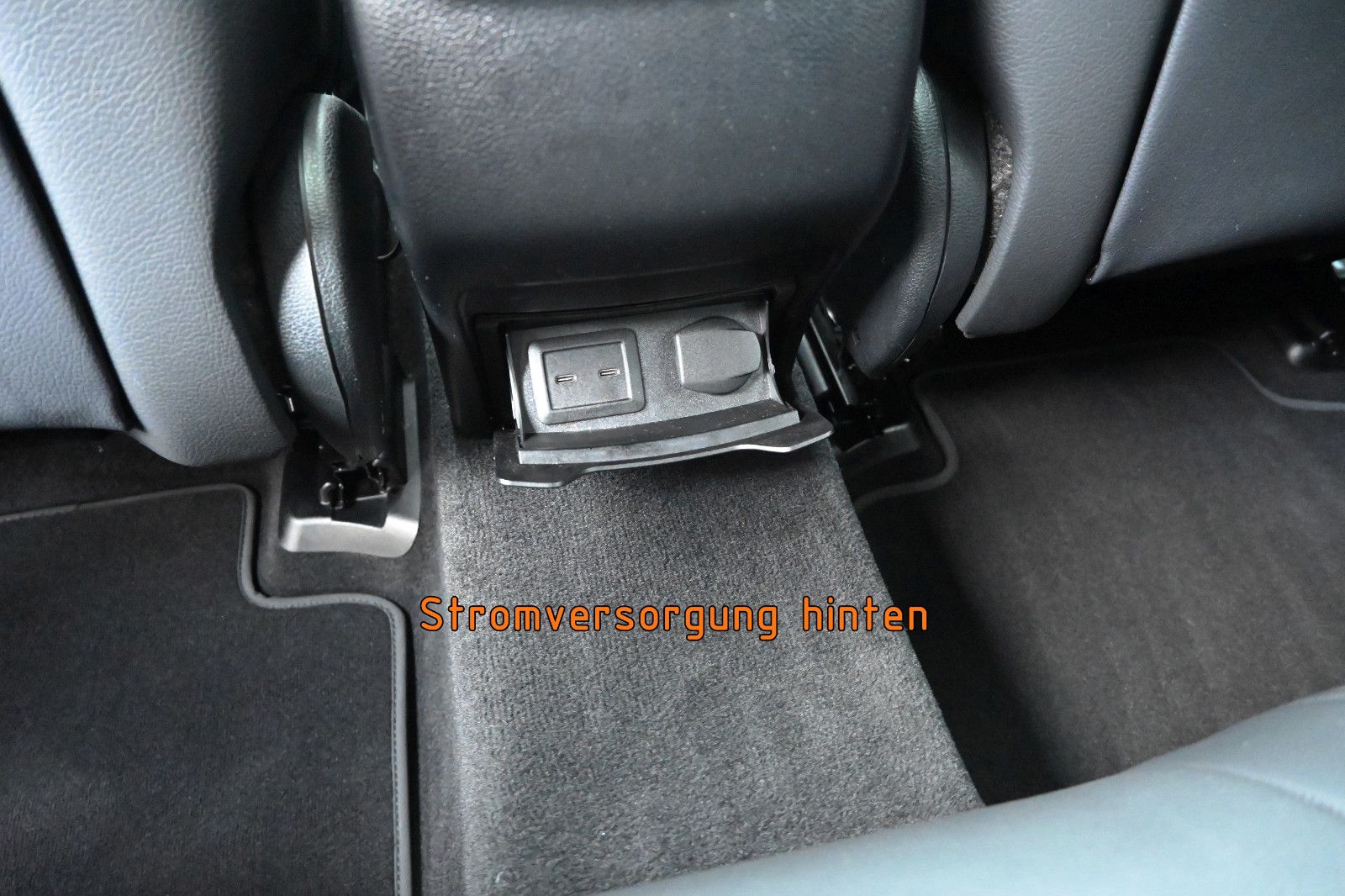 Fahrzeugabbildung Mercedes-Benz GLC 300 d 4MAT. Coupé AMG LINE °MEMORY°SITZKLIMA