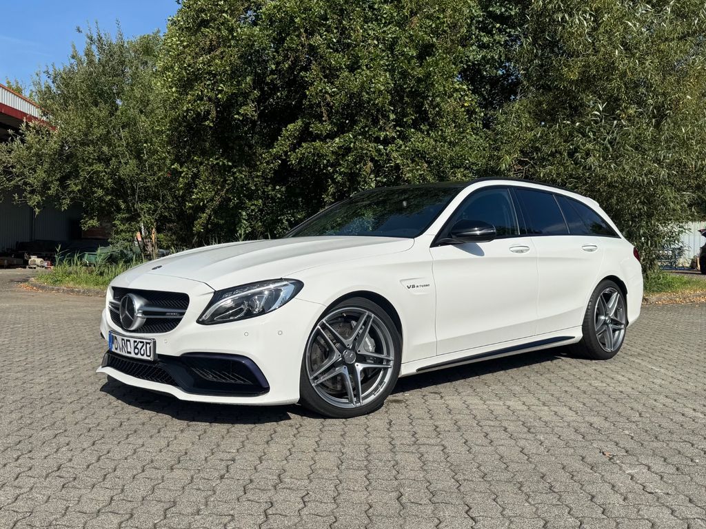 Image of Mercedes-Benz C 63 AMG