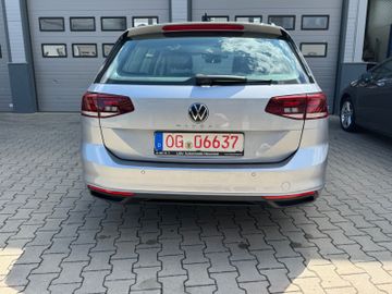 Volkswagen Passat Variant - 7