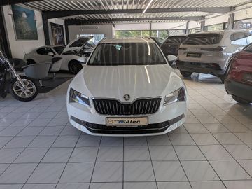 Skoda Superb - 1