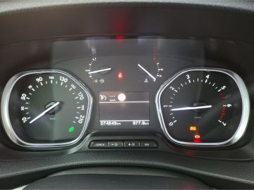 Citroën Spacetourer Shine M 2.0 BHDi 145 °Xenon°HUD°RFK°
