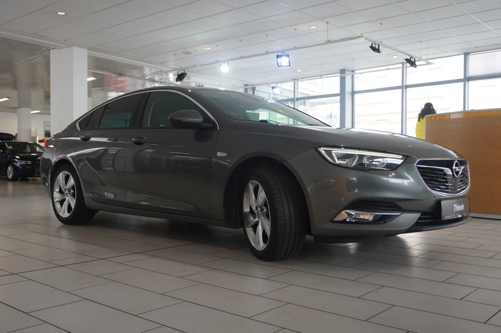 Fahrzeugabbildung Opel Insignia B GS 1.5T DYNAM. NAVI/LED/KAMERA/VIRTU.